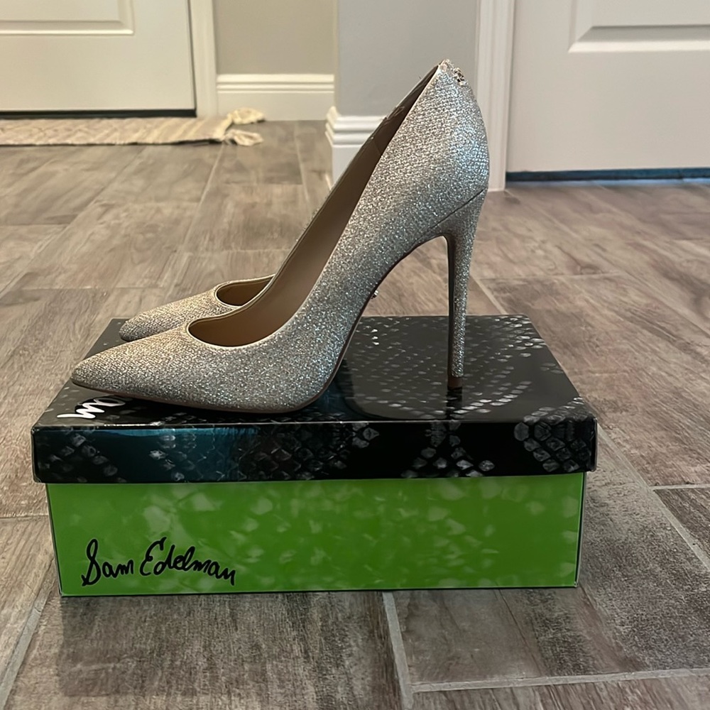 Sam Edelman Danna gold mesh heels